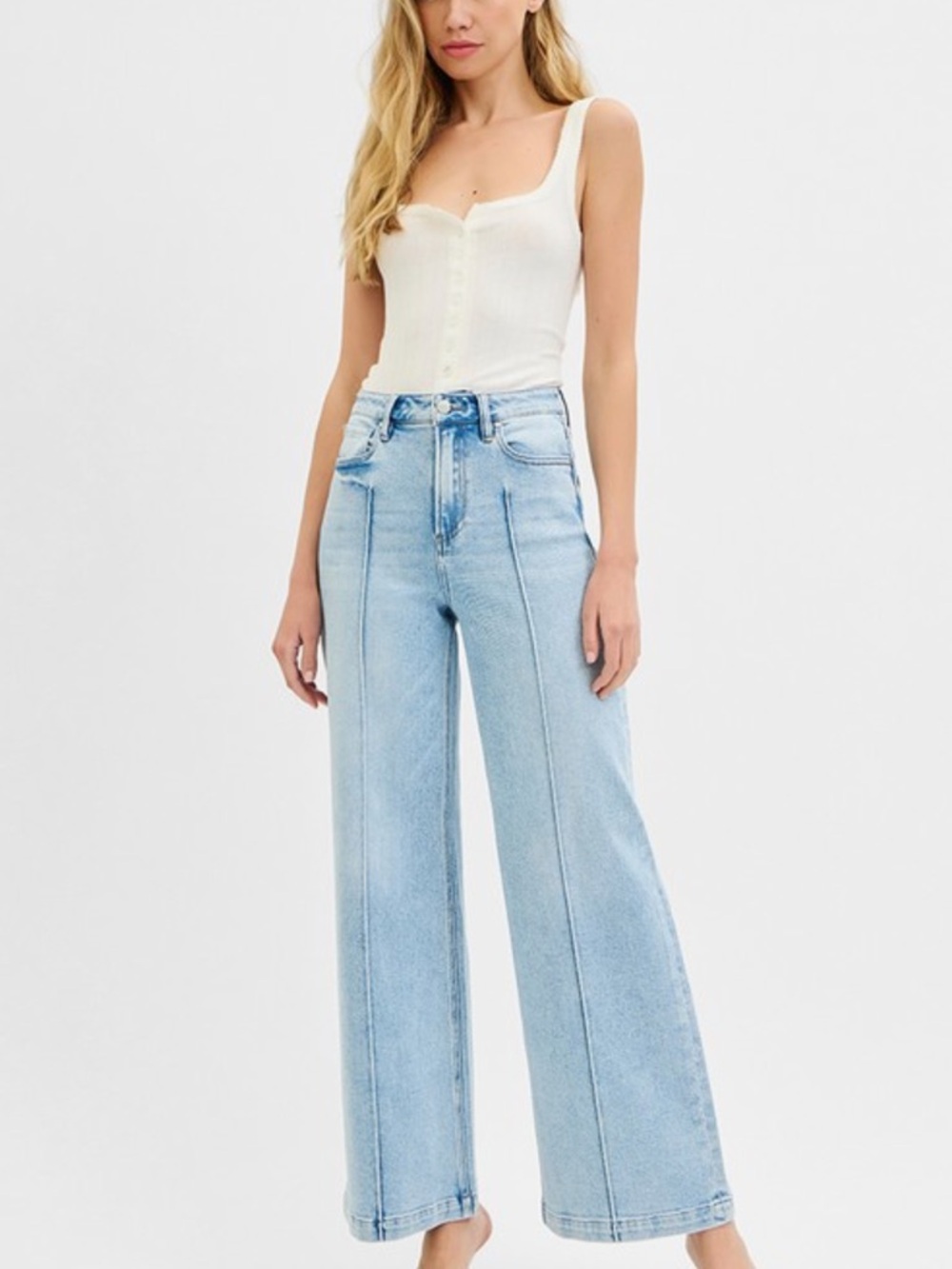Risen sz 7/8 Light Blue Wide Leg NWOT Jeans - Women